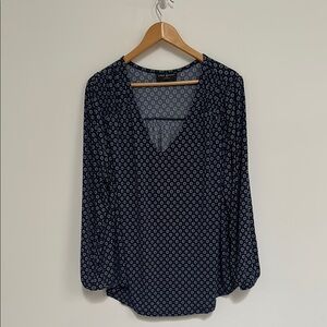 Women's Navy and White Top